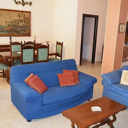דירה Casa Grazia רג'יו די קאלאבריה